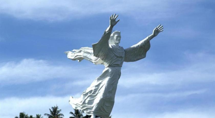 比兹大道酒店 美娜多 外观 照片